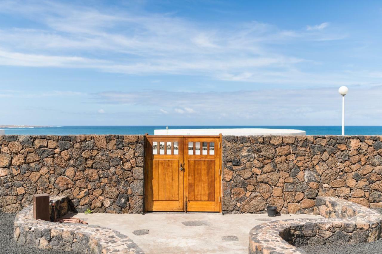 Villa Taguluche Famara Luaran gambar